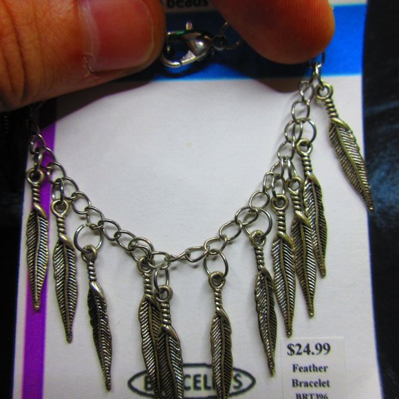 Feather Charm Jewelry Bracelet Adjustable Lobster Claw Clasp - Picture 4 of 4